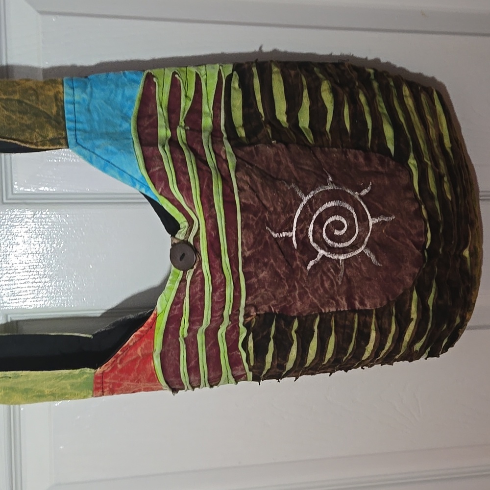 Multicolor Patchwork Shoulder Bag with Spiral Des… - image 2